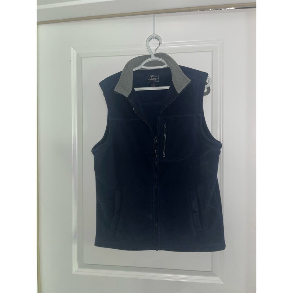 G.H. Bass & Co. Navy Blue Fleece Vest